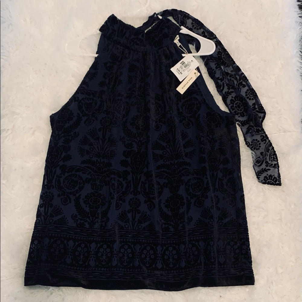 Blouse from Max Studio. Condition: New.